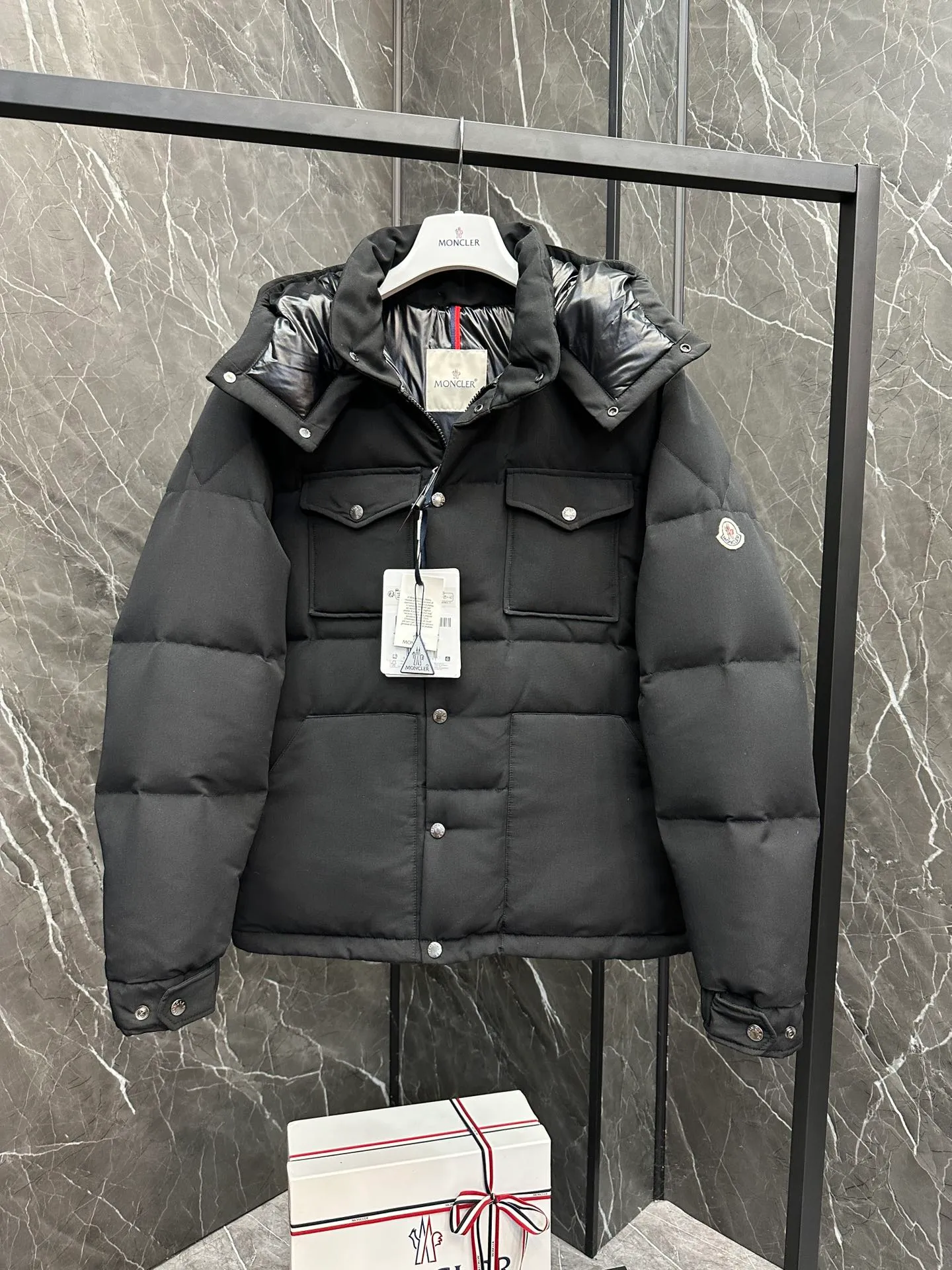 ⬆️Moncler Fornas . . . , . NFC . . 🎁. . Fornas ， ， 。 Fornas ， 。 ， ， 。 ， ， ， 。 • • • • • • • • • Size : 1-5 Black D 7872087620